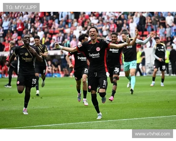 德国足球甲级联赛球队实力对比及未来发展趋势分析