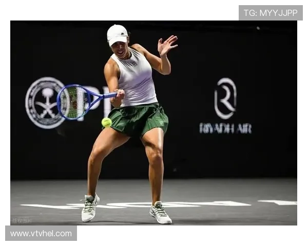 网球赛事重磅更新：世界排名变动大热门选手备战年底总决赛