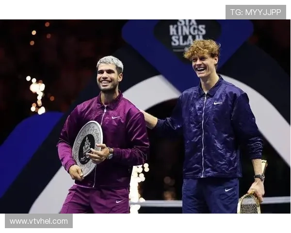 世界网坛巨星上演年终巅峰对决赛事激战引爆全球关注热潮盛况不断 世界网坛巨星上演年终巅峰对决赛事激战引爆全球关注热潮盛况不断