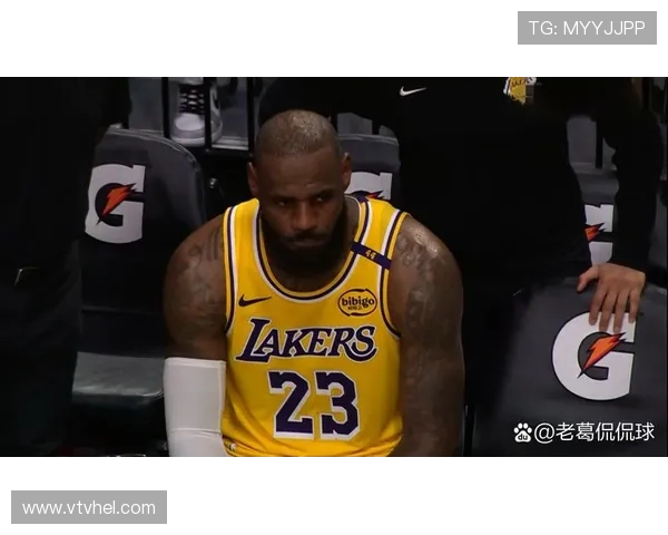 詹姆斯再创里程碑率湖人逆转勇士年轻核心表现惊艳全场